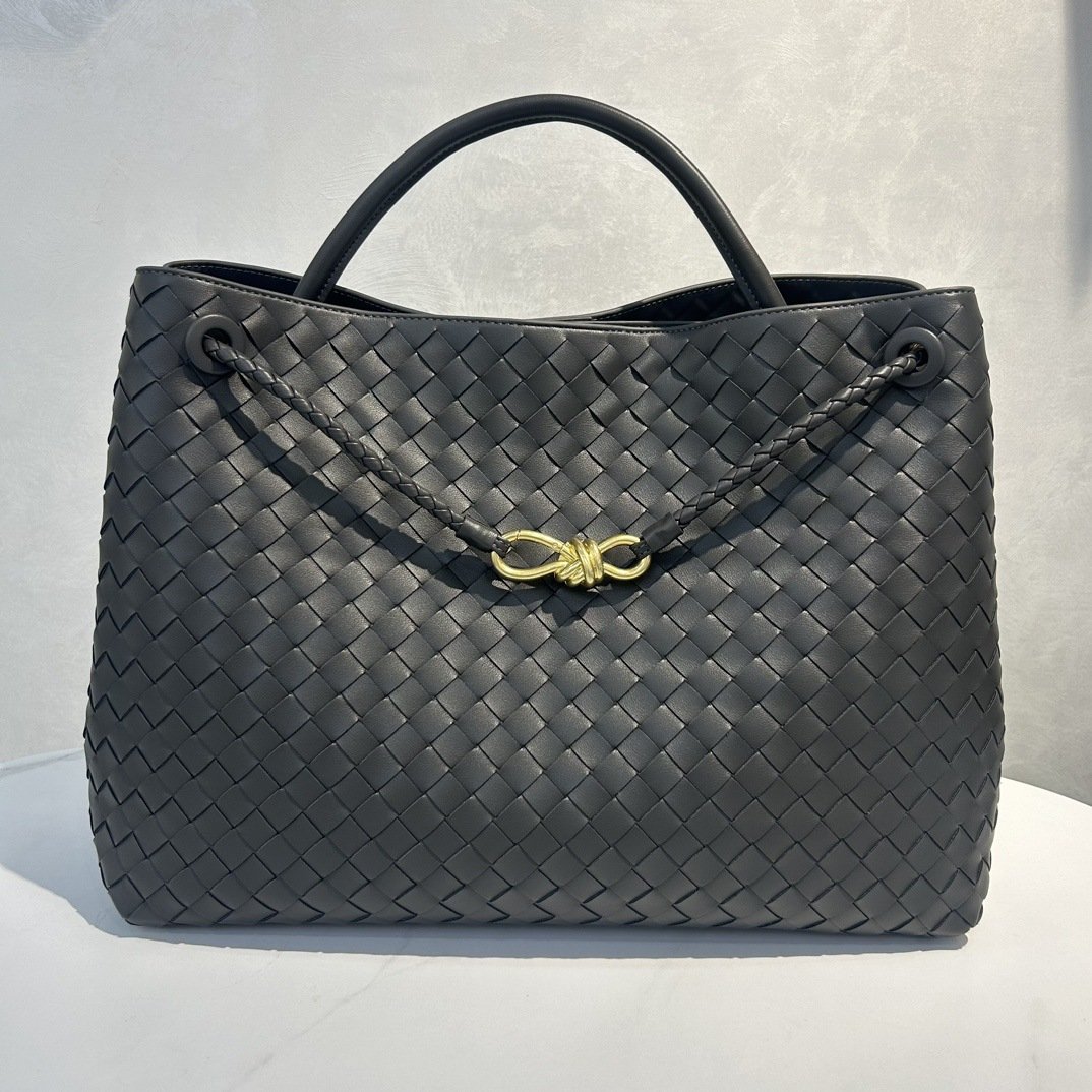 Fashion Genuine Leather Handwoven Large Capacity Tote Bag with Single Shoulder and Crossbody Strap - Image 15