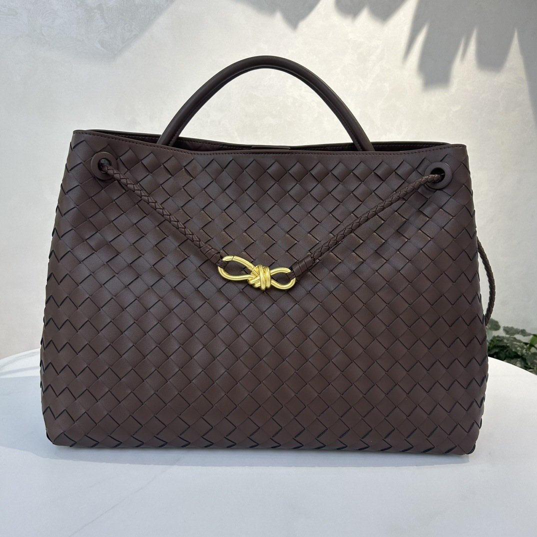 Fashion Genuine Leather Handwoven Large Capacity Tote Bag with Single Shoulder and Crossbody Strap - Image 8