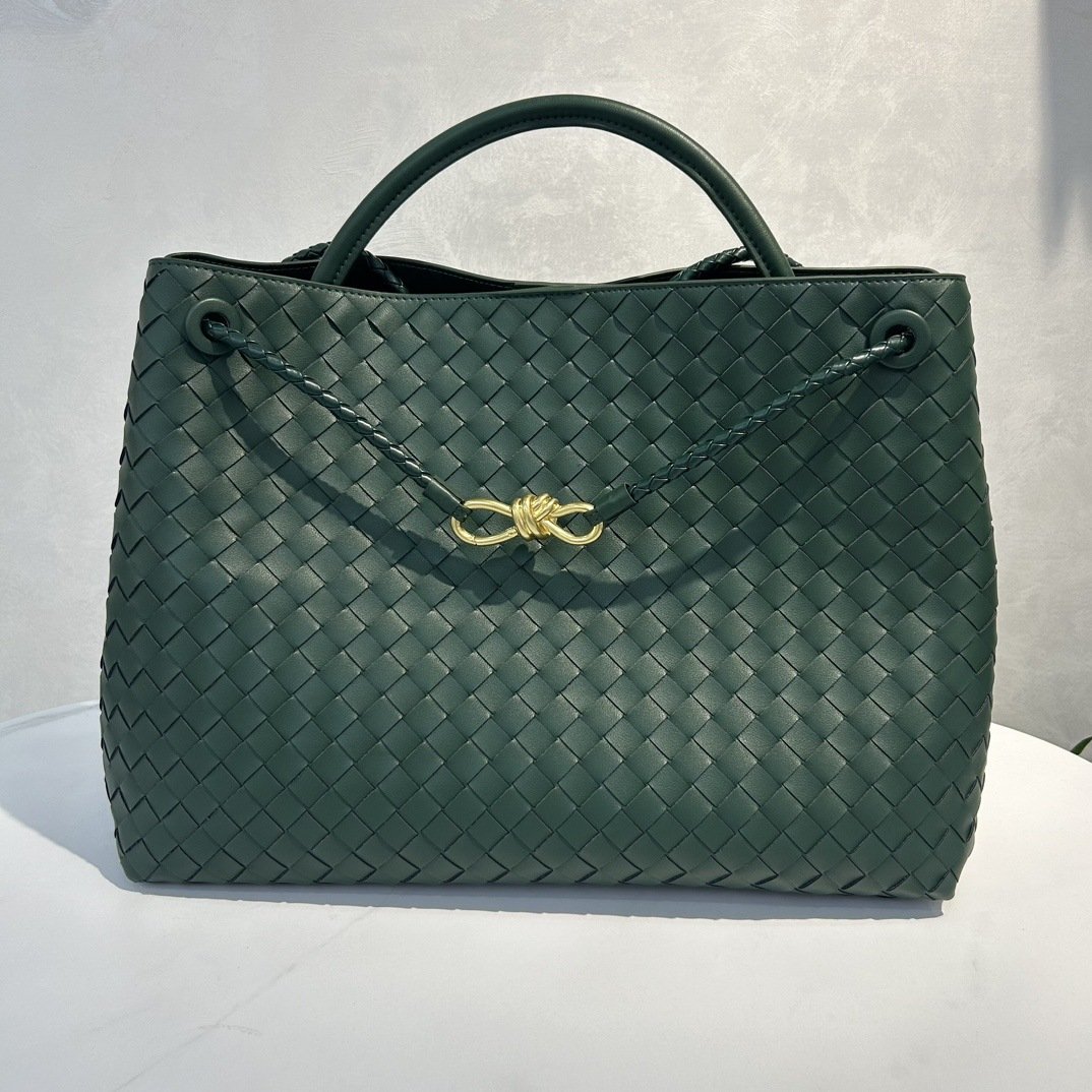 Fashion Genuine Leather Handwoven Large Capacity Tote Bag with Single Shoulder and Crossbody Strap - Image 13