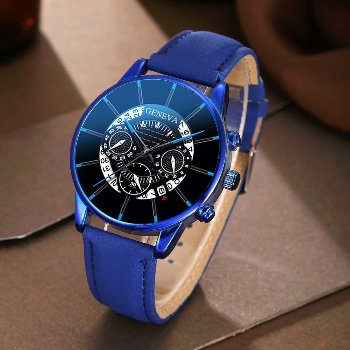 Casual Business Men's Leather Watch with Calendar and Three-Eye Design, Quartz Wristwatch Set - Image 4